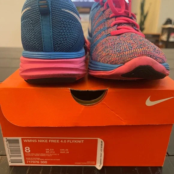 Women’s Nike Flyknit 4.0 - Picture 4 of 4